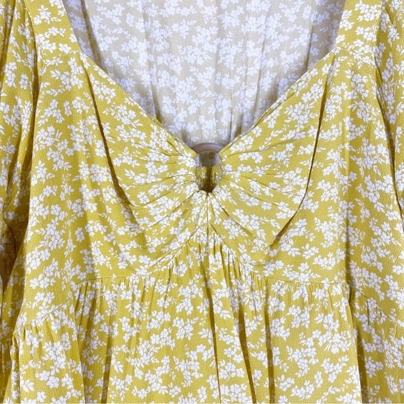 American Eagle Outfitters AEO Yellow Ditsy Floral Sweetheart Neckline Blouse S - Picture 3 of 12
